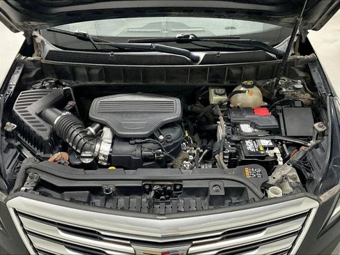 Used 2017 Cadillac XT5 Luxury w/ Driver Awareness Package FWD image 35