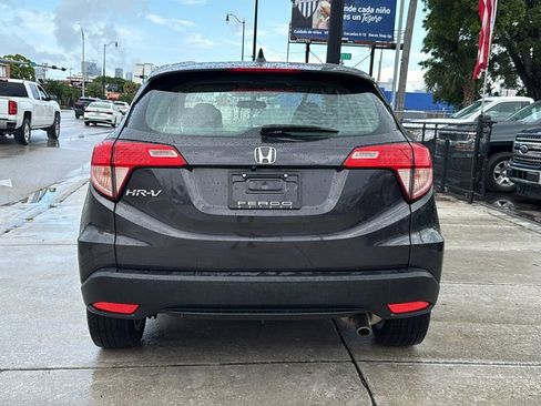 Used 2018 Honda HR-V LX image 13