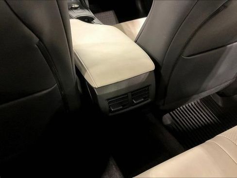 Used 2023 Lexus IS 350 F Sport image 34