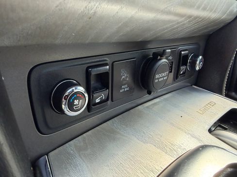 Used 2019 INFINITI QX80 Limited w/ All-Season Package AWD/4WD image 28