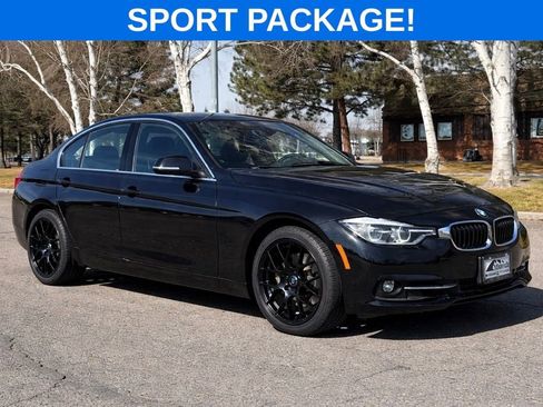 Used 2018 BMW 330i xDrive Sedan image 2