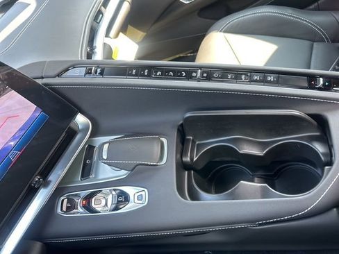 New 2025 Chevrolet Corvette E-Ray image 22