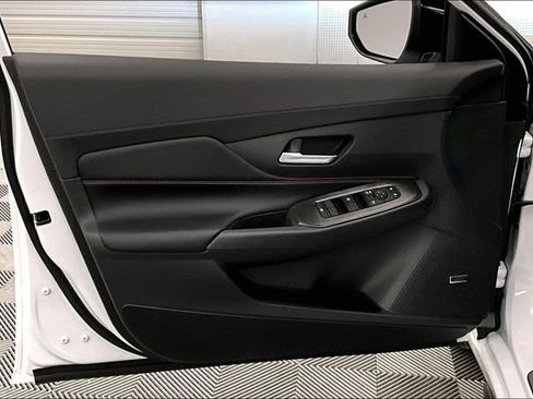 New 2026 Nissan Sentra SR w/ SR Premium Package FWD image 30