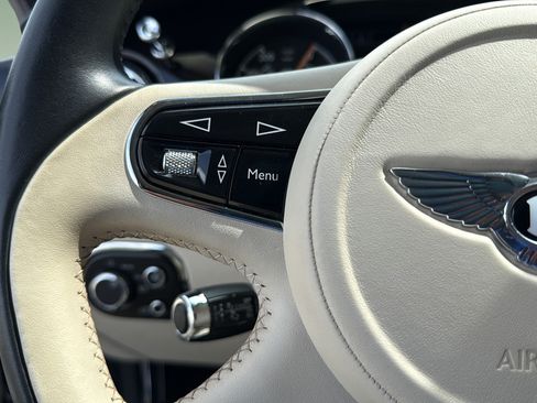 Used 2013 Bentley Mulsanne RWD image 42