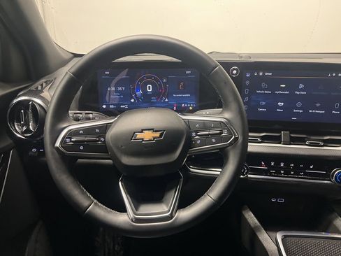 Certified 2025 Chevrolet Equinox LT image 13