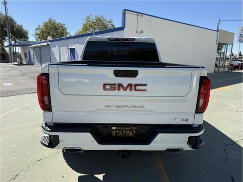 Used 2020 GMC Sierra 1500 AT4 w/ AT4 Premium Package AWD/4WD image 6