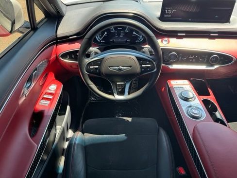Used 2022 Genesis GV70 3.5T Sport w/ Sport Prestige Package AWD/4WD image 21