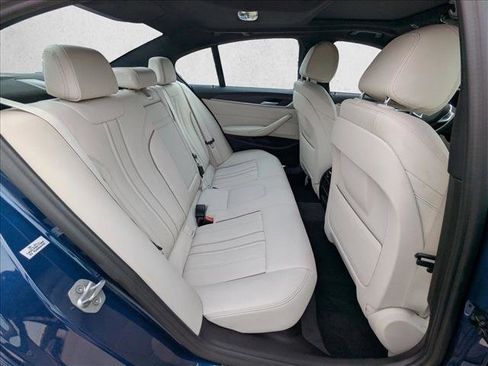 Used 2023 BMW 540i w/ M Sport Package image 21