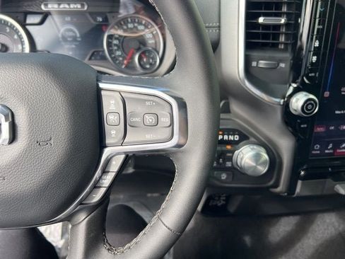 Used 2025 RAM 1500 Laramie AWD/4WD image 13