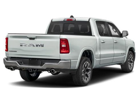 Used 2025 RAM 1500 Laramie AWD/4WD image 2