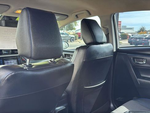 Used 2018 Toyota Corolla SE w/ Carpet Mat Package (TMS) image 27