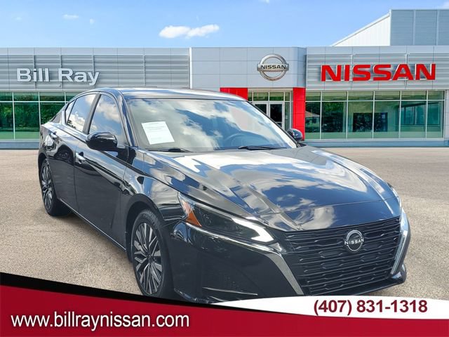 Used 2023 Nissan Altima 2.5 SV w/ SV Premium Package FWD image 1
