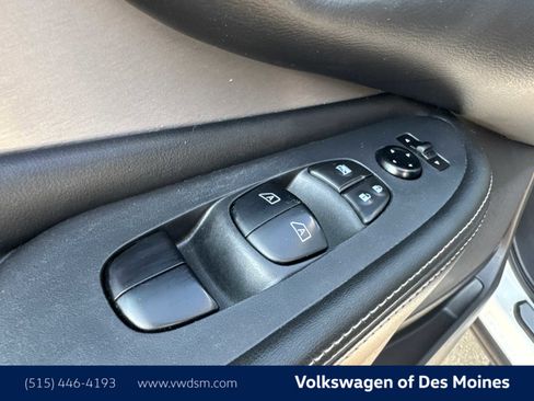 Used 2023 Nissan Murano SV image 35