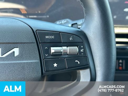 Used 2026 Kia Sportage LX FWD image 30