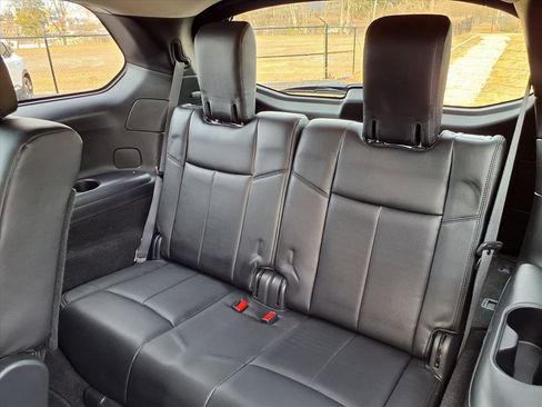 Used 2020 Nissan Pathfinder S image 13