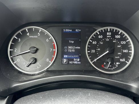 Used 2024 Nissan Sentra S FWD image 10