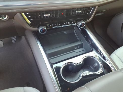Certified 2026 Chevrolet Tahoe LS AWD/4WD image 33
