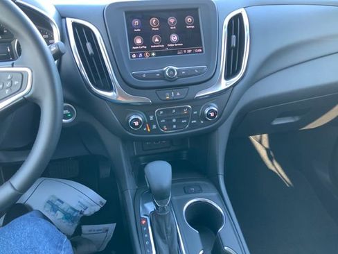 Certified 2024 Chevrolet Equinox LT image 22