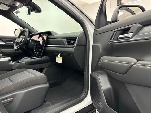 New 2026 GMC Terrain Elevation w/ Technology Package II FWD image 29