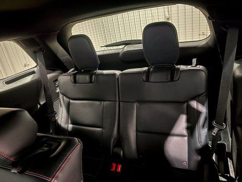 Used 2025 Ford Explorer ST-Line w/ ST-Line Street Pack image 28