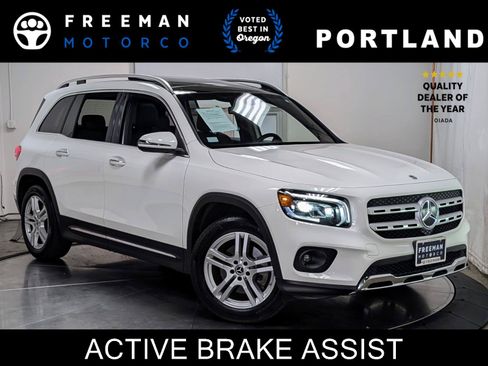 Used 2022 Mercedes-Benz GLB 250 4MATIC image 1