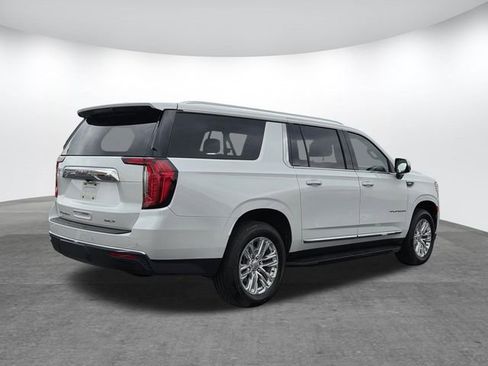 Used 2023 GMC Yukon XL SLT w/ SLT Premium Package RWD image 4
