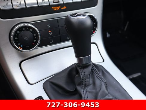 Used 2013 Mercedes-Benz SLK 350 image 25