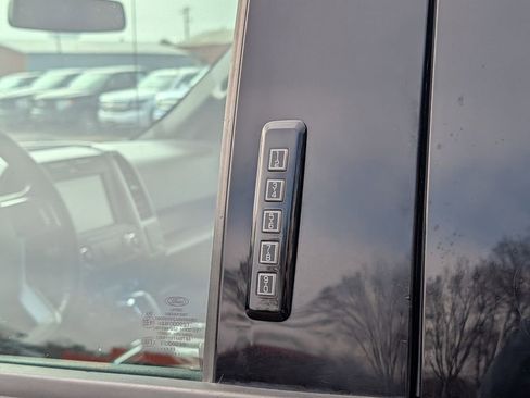 Certified 2019 Ford F150 Lariat w/ Equipment Group 502A Luxury image 16