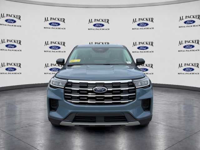 New 2026 Ford Explorer Active RWD image 2
