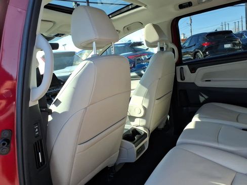 Used 2025 Honda Odyssey EX-L image 17