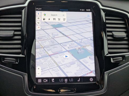 Certified 2023 Volvo XC90 T8 Ultimate image 22