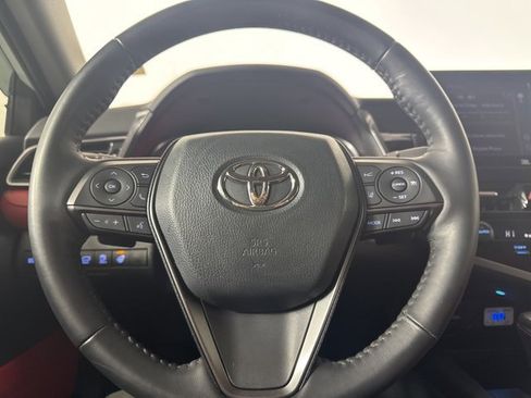 Used 2021 Toyota Camry XSE w/ Navigation Package image 18