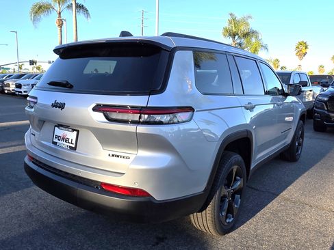 New 2025 Jeep Grand Cherokee L Limited w/ Black Appearance Package image 4