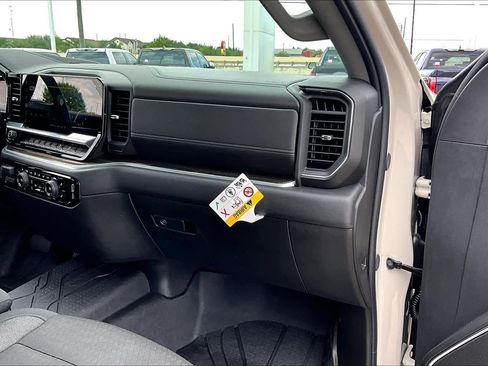 Used 2026 Chevrolet Silverado 1500 RST w/ RST Select Package image 18