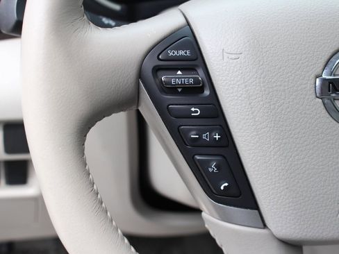 Used 2013 Nissan Quest LE w/ Protection Pkg FWD image 20