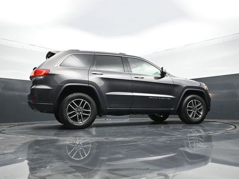Used 2019 Jeep Grand Cherokee Limited AWD/4WD image 43