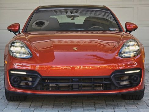 Used 2021 Porsche Panamera 4 image 28