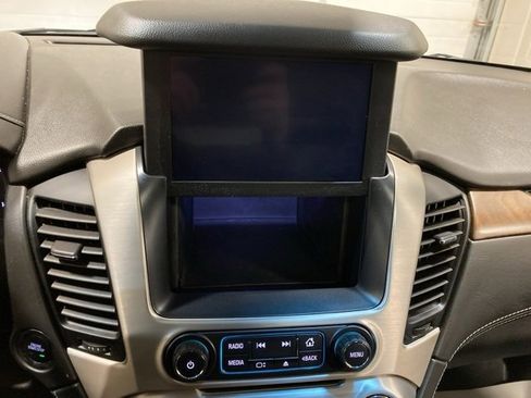 Used 2019 GMC Yukon XL Denali w/ Denali Ultimate Package image 30