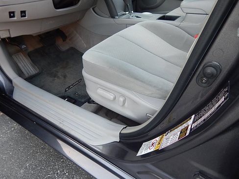 Used 2009 Toyota Camry Hybrid image 19