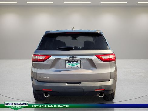 Used 2019 Chevrolet Traverse LS FWD image 5