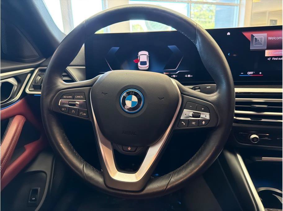 Used 2023 BMW i4 eDrive35 w/ Premium Package RWD image 15