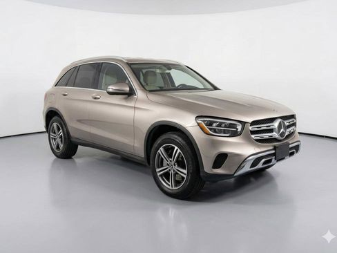 Used 2020 Mercedes-Benz GLC 300 4MATIC image 1