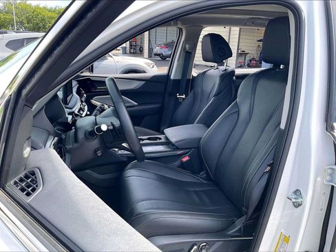 Used 2025 Acura MDX FWD w/ Technology Package image 26
