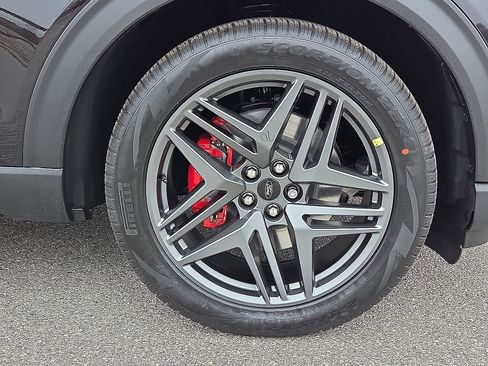 New 2026 Ford Explorer ST w/ Sun And Sound Package image 7