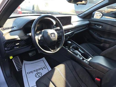 Used 2024 Honda Accord Sport image 7