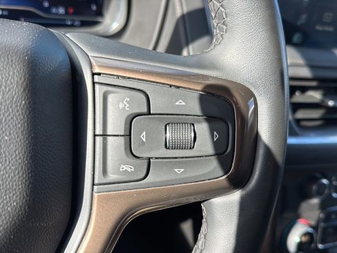 Used 2024 Chevrolet Tahoe High Country image 41