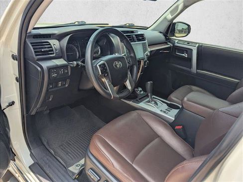 Used 2022 Toyota 4Runner Limited AWD/4WD image 10