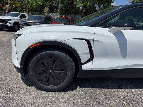 New 2025 Chevrolet Blazer EV LT image 11