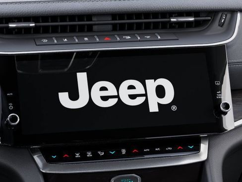 New 2026 Jeep Grand Cherokee Altitude AWD/4WD image 18