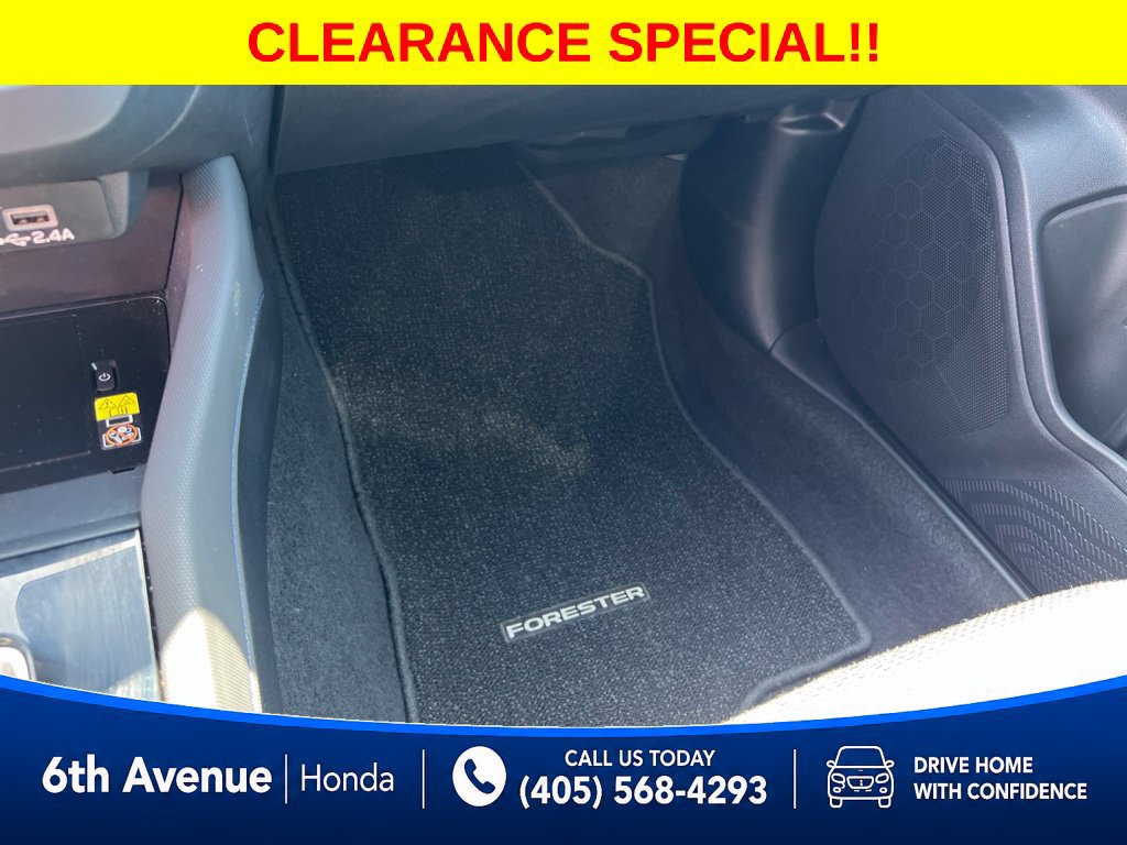 Used 2025 Subaru Forester Premium AWD/4WD image 39